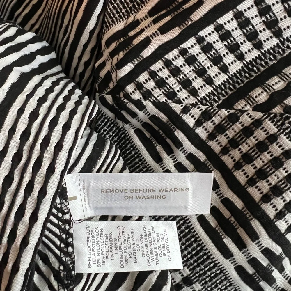 LOFT Black & White Geo Textured Flare Sleeveless Dress - Picture 6 of 8